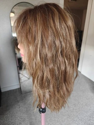 Cabello sintético Rene Of Paris ROXIE amigable con el calor *alterado Foto 1 de 4