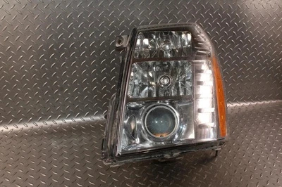 09-14 ESCALADE ESV Xenon HID LH Driver Left Headlight Headlamp OEM Factory WTY - Image 1 of 4