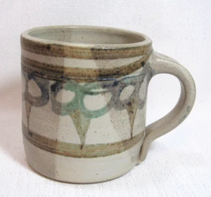 Studio Pottery Green & Brown Pottery Mug Signed Pitt06? GC - Picture 1 of 12