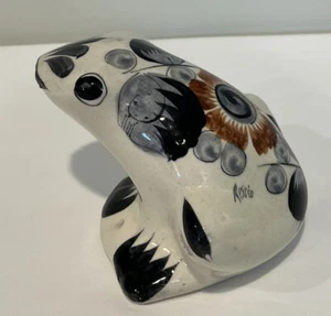 Vintage Pottery Frog Mexican Folk Art Hand Painted Mexico 4” Tall - Picture 1 of 13