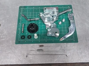 Predator 212cc Stock Throttle Linkage, Control Arm / Governor Gear OEM 69730 - Picture 1 of 1