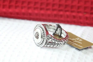 Magnolia & Vine Ring (new) MINI RADIANT STRETCH FITS 8-10.5 (M0591) - Picture 1 of 1