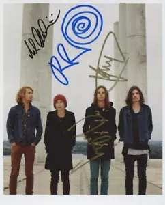 Tame Impala SIGNIERTES Foto 1. Generation DRUCK Ltd 150 + Zertifikat / 3 - Bild 1 von 1