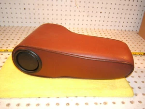 Mercedes 84-93 W201 190E 190D Front BURGUNDY vinyl MB Tex OEM 1 Armrest 1 Nut - Picture 1 of 19