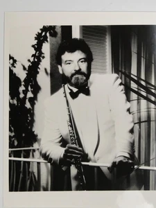 James Galway Flautist The Man With The Golden Flute c1980s VTG Photo - Picture 1 of 2