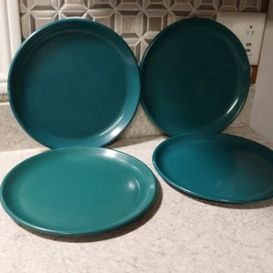 Vintage Hunter Green Rubbermaid Melamine 4 Piece 3840 10" Dinner Plates Melmac - Picture 1 of 6