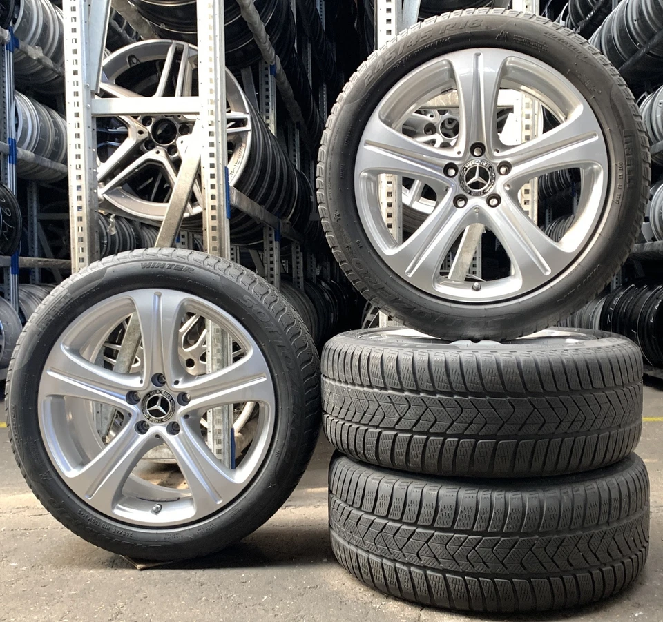 4x Original Mercedes-Benz Ruote invernali 245/45 R18 100V für E-Klasse W213 C213 - Bild 1 von 3
