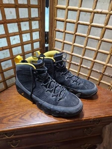 Taglia 13 - Sneakers Air Jordan 9 Retro Nero Antracite University Oro CT8019-070 - Foto 1 di 6