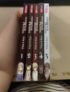 Sweet bite marks - Ruis & Yikai - Bild 1 von 1