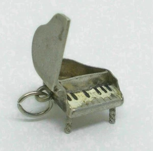 VINTAGE ~ Sterlingsilber ~ Baby Flügel Klavier beweglich öffnet Armband CHARM - Bild 1 von 6