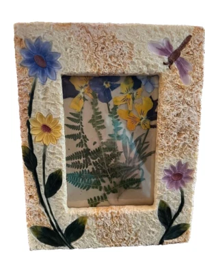 Flores prensadas reales en marco de lujo 5 1/2"X 7 1/2" hechas a mano, obra de arte Foto 1 de 4