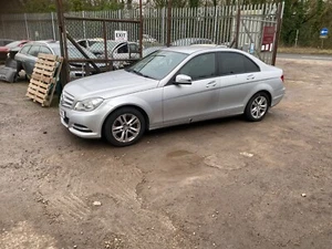 2013 Mercedes W204 C220 2.2 CDI HINTEN SAM SICHERUNGSMODULEINHEIT 5DK01102211 - Bild 1 von 15