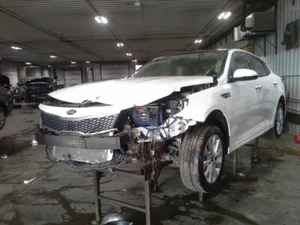 Used Front Center Interior Rear View Mirror fits: 2018 Kia Optima Front Center G - Picture 1 of 24