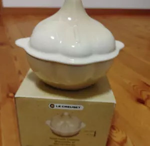 LE CREUSET COLECCIÓN COSECHA MERENGUE AJO 10 ONZAS MINI COCOTTE con Caja - Imagen 1 de 8