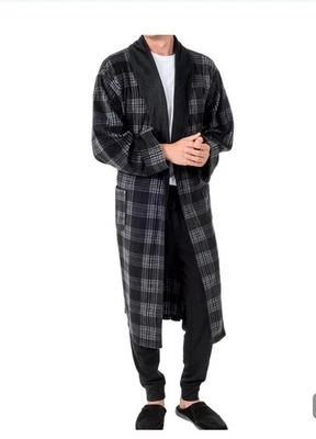 Fruit of the Loom Men’s Black Plaid Plush Fleece Robe with Belt One Size - Image 1 of 4