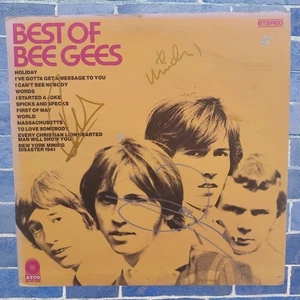 The Bee Gees | signed lp | 3 members | Best of Bee Gees - Picture 1 of 2