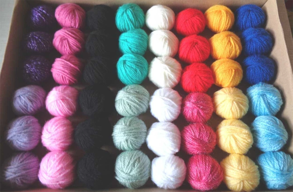 Woll-Paket mit 48  Knäuel Wolle  in bunten Farben .,..--....--..,,.Neu! - Bild 1 von 1