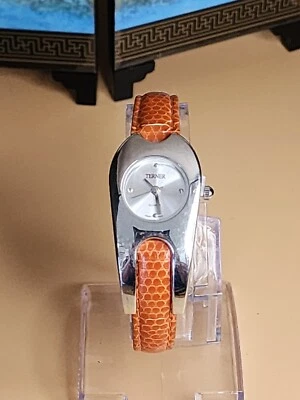 Reloj para mujer BIJOUX TERNER de colección naranja imitación piel de serpiente correa nueva batería ENVÍO GRATUITO $ Foto 1 de 4
