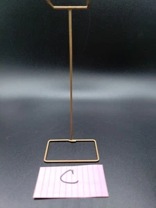 Vintage 1963 Mattel Barbie Skipper Doll "Gold Tone" Wire Stand #C Pre-Owned - Picture 1 of 12