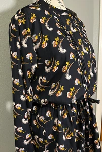 Banana Republic NWT Long Sleeve Floral Dress Size M, tie waist pockets lined - Picture 1 of 19
