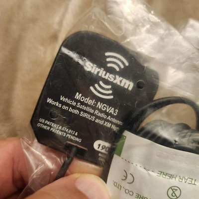NUEVA Antena Magnética Radio Satelital Sirius XM NGVA3 Genuina NGVA1 - ¡Envío Qwik! Foto 1 de 3