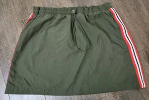 Wild Fable Nylon Skirt Womens Large Green NWT - Picture 1 of 7