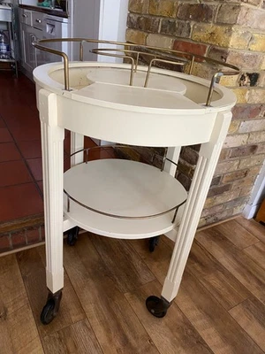 Stylish cream wood drinks trolley on wheels - Image 1 of 4