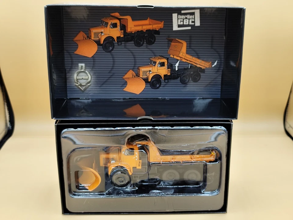 1/43 Berliet GBC 8 6x6 Chasse Neige DDE Orange 1959 Norev ref: 690010 - Photo 1/4