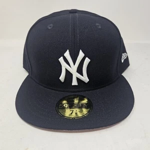 New Era 59FIFTY MLB New York Yankees Logo Pink Brim Fitted Hat - Size 7 7/8 - Picture 1 of 3