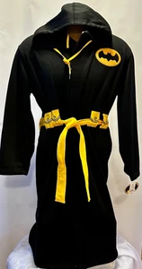 Bioworld DC Comics Batman Superhero Robe ~ MEN'S SMALL/MEDIUM ~ New ~ Great Gift - Picture 1 of 8