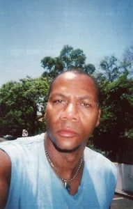 HOW HE ROLLED Color FOUND PHOTO Original MAN Vintage 55 LA 81 H - Picture 1 of 1