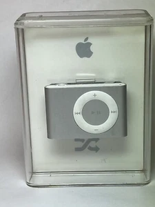 Apple Ipod Shuffle A1204 Silver 1 GB Broken Seal Open Box Used - Picture 1 of 6