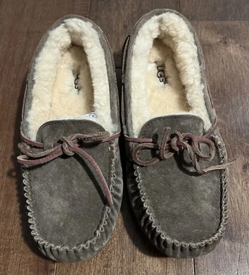 Zapatillas UGG Dakota Marrón Piel de Oveja Mujer 7 Sin Cordones Mocasín Piel de Oveja 5612 Foto 1 de 4