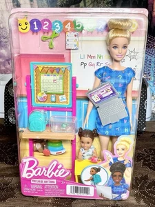 Barbie Lehrerin - Barbie You Can Be Anything Lehrer Puppe Spielset Mattel 2023 - Bild 1 von 8