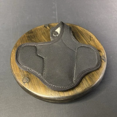 Bianchi Holster ~Nylon~ With Adjustable Snap ~RH~ - Image 1 of 4