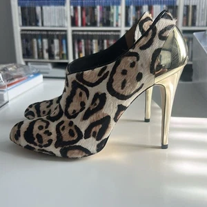 Ted Baker London Damen Stiefeletten Erulale Ponyhaar Absatz Nude/Schwarz Gr. 38 - Bild 1 von 9