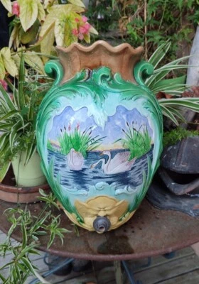 ANCIENNE GROSSE FONTAINE BARBOTINE ST CLÉMENT ESTAMPILLEE DÉCOR CYGNES XIXEME - Photo 1/4