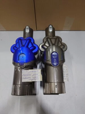 Mengenangebot 2 Dyson DC35 & DC44 - Gebraucht, Beschädigt Teile, Nein Zubehör - Bild 1 von 4