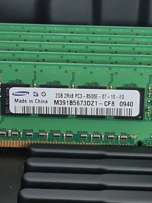 LOT OF 30 PCS SAMSUNG 2GB 2Rx8 PC3-8500E M391B5673DZ1-CF800  - Image 1 of 2