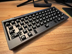 Mode Tempo Mechanical Keyboard - Brass, Mirror PVD, Alu Plate, Custom BCP Switch - Bild 1 von 9