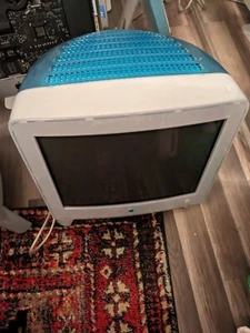 Apple M6496 Studio Display CRT 17" VGA Vintage Clean read - Picture 1 of 1