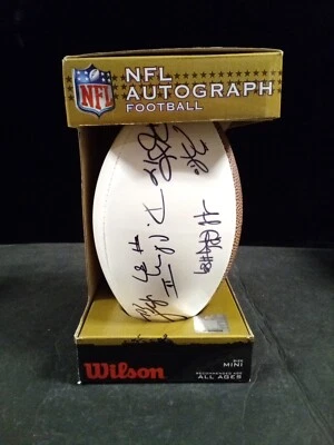 Mini fútbol americano firmado por Holmes Edwards Cotchery Smith Clowney JSA- 1 # Foto 1 de 4
