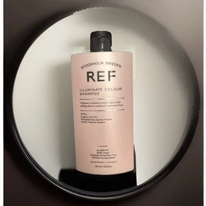 REF Reference of Sweden Illuminate Colour Shampoo 9.63 oz - Picture 1 of 4