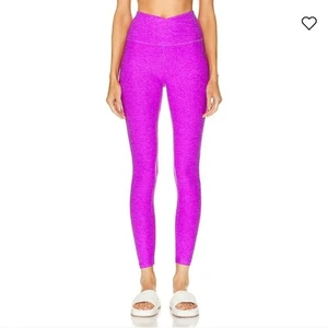 Neu Beyond Yoga Spacedye At Your Leisure High Waist Legging Vivid Plum Heather L - Bild 1 von 7