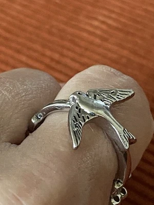 Anel elástico prata tom pássaro tamanho 6/7 - Imagem 1 de 4