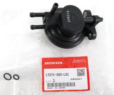 Genuine OEM Honda 17371-S02-L01 Two Way Valve 1998-2001 CR-V 1996-2000 Civic - Image 1 of 4