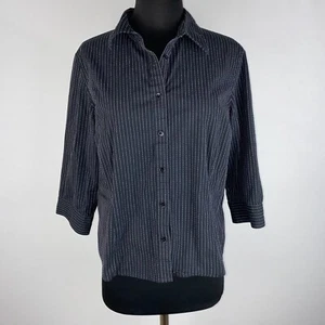 Camicia Croft & Barrow elasticizzata Petite PL con bottoni righe filettate maniche a 3/4 quasi nuova - Foto 1 di 12