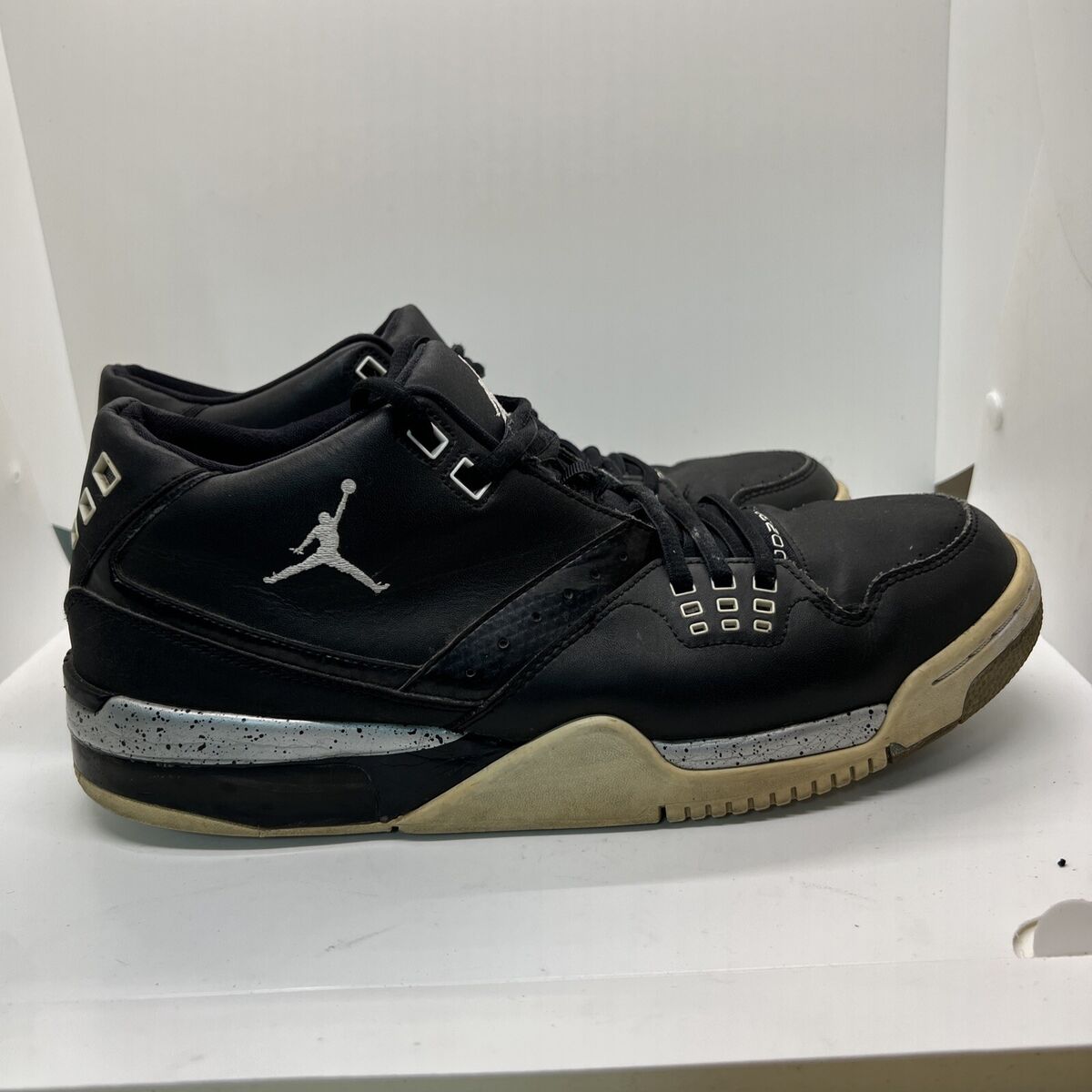 Jordan Flight 23 White Black for Sale | Authenticity Jordan Flight 23 White Black for Sale | Authenticity