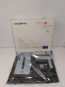 GIGABYTE Z590 Vision D LGA 1200/ Intel/ Z590/ ATX/ Triple M.2/ PCIe 4.0/ USB 3.2 - Bild 1 von 5