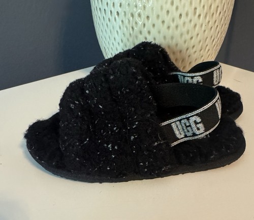 Sandali ciabatte UGG bambino bambina Fluff Yeah taglia 11. Nuovissimo.